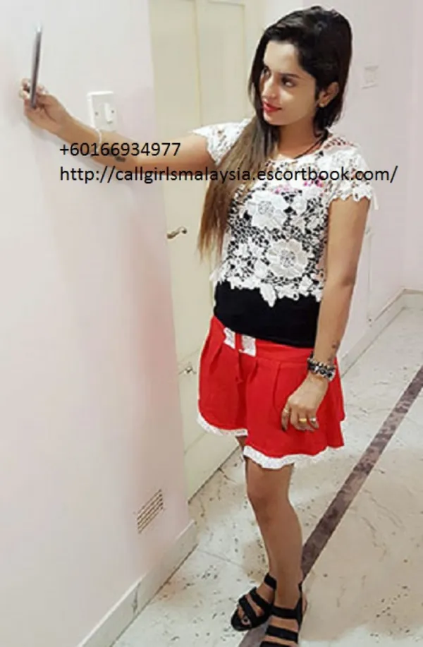 Ayesha Kaur Avatar Bg
