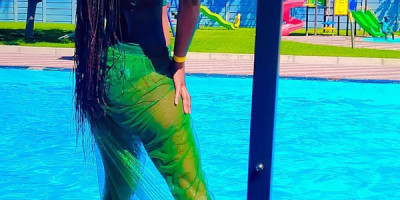 Let's hook up bath and smell nice let's enjoy our moments thank you