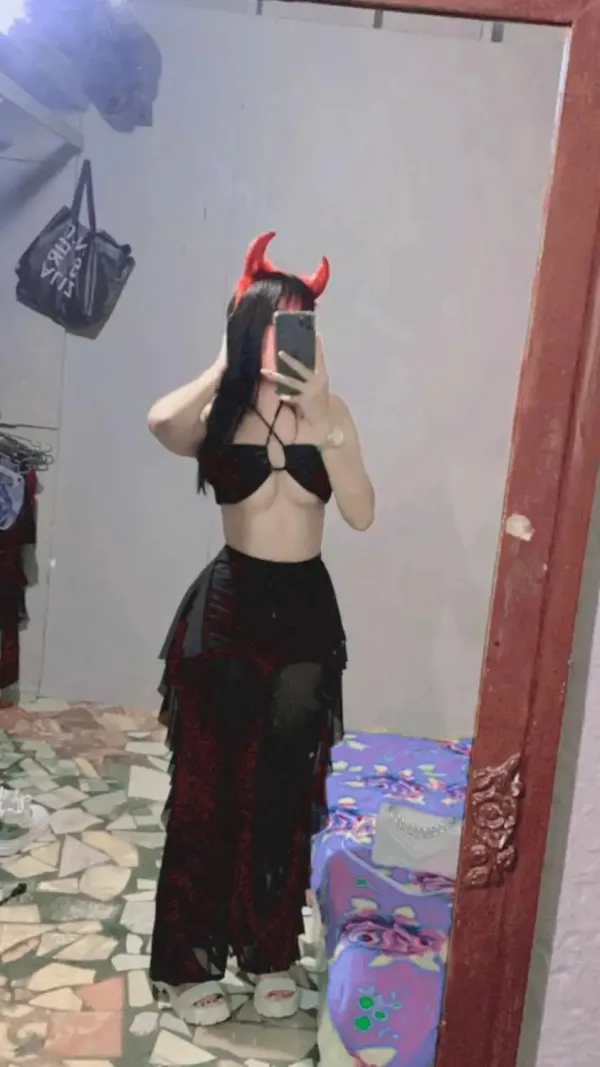 Marivel Avatar Bg
