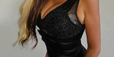 Beautiful Blonde I am 30 years old .I have bust size D.I like to do Blowjob D