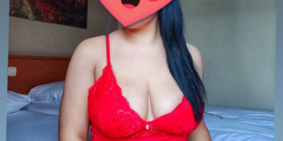 Bruneta sexi Buna va aștept cu mare drag sunt sexi naturala și ador ar