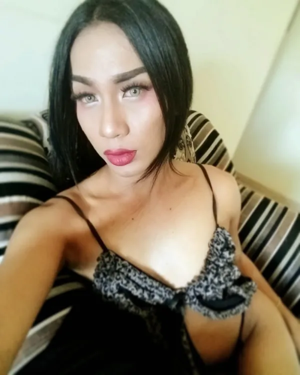 Kantida Avatar Bg