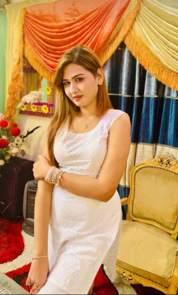 Naina Avatar Bg
