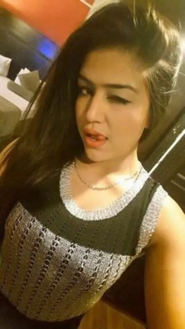 Naina Avatar Bg