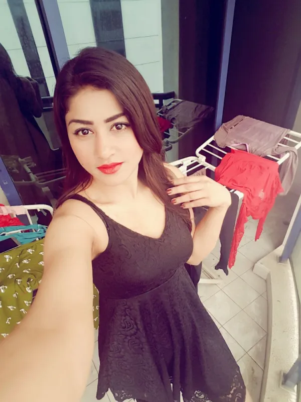 Naina Avatar Bg