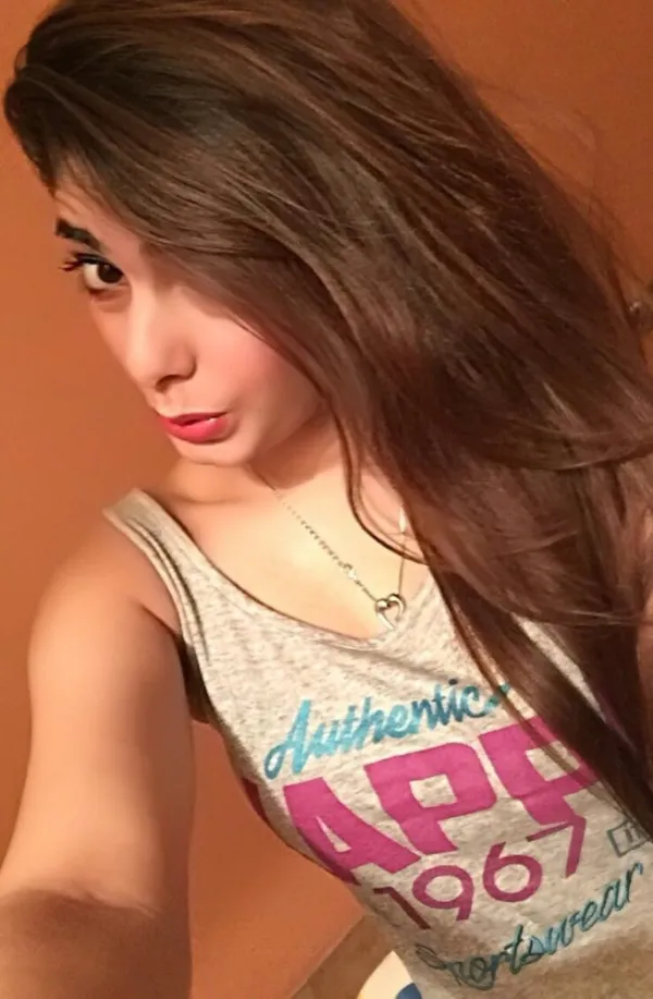 Naina Avatar Bg