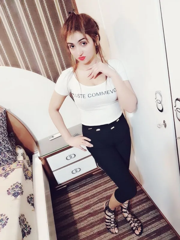 Naina Avatar Bg