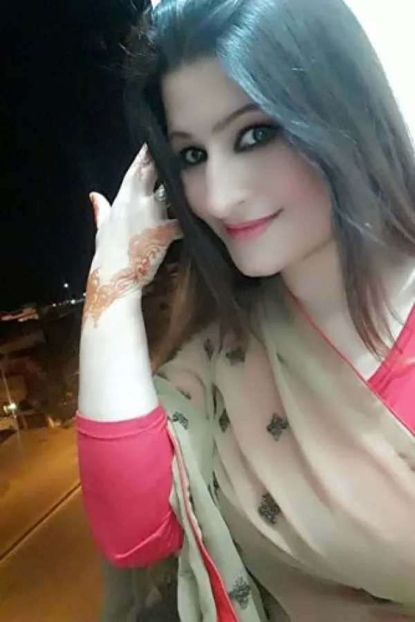Naina Avatar Bg