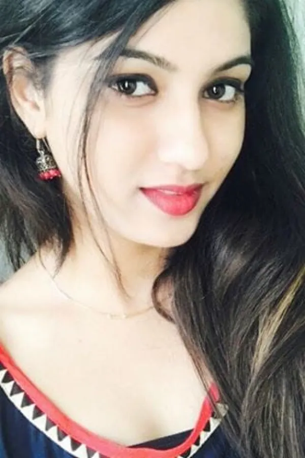 Naina Avatar Bg