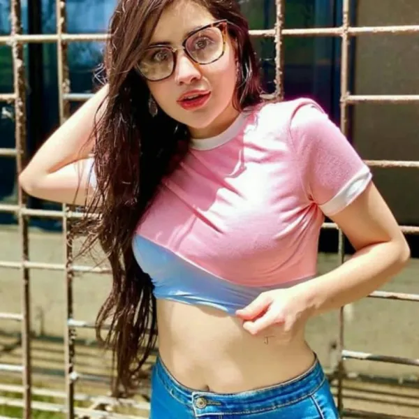 Naina Avatar Bg