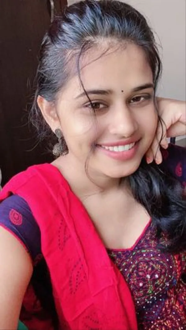 Naina Avatar Bg
