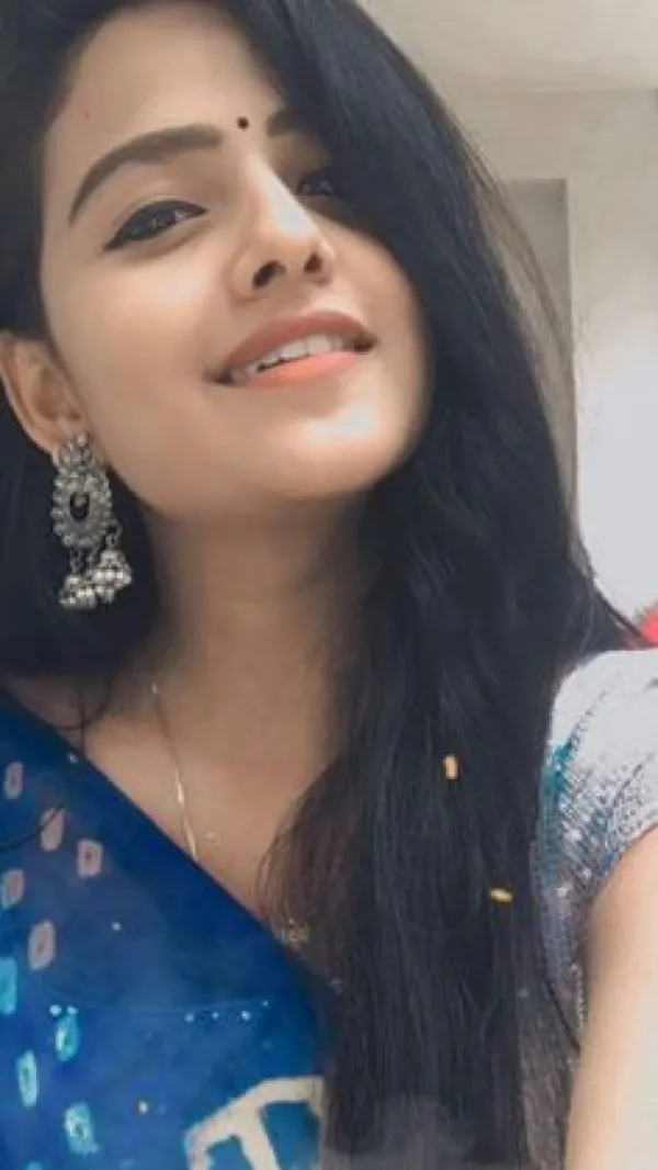 Naina Avatar Bg