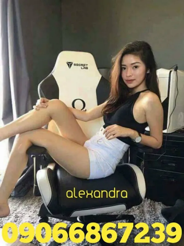 Alexandra Avatar Bg