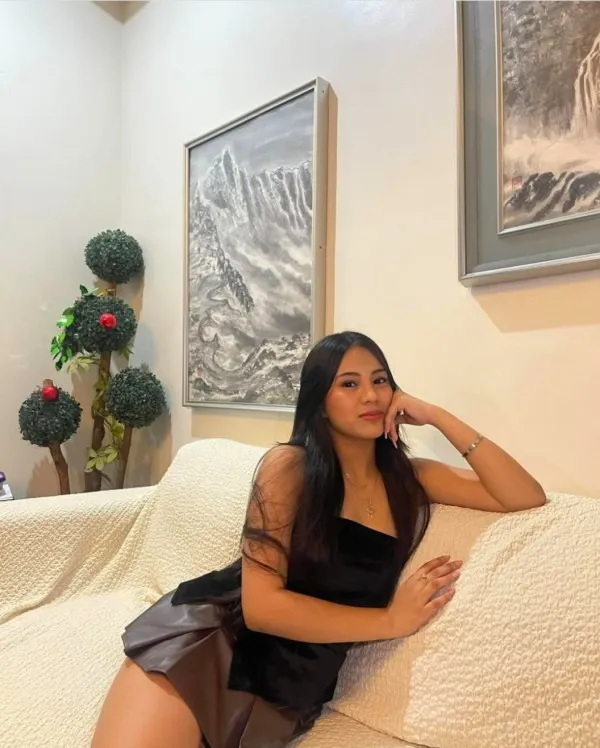Leira Mae Avatar Bg