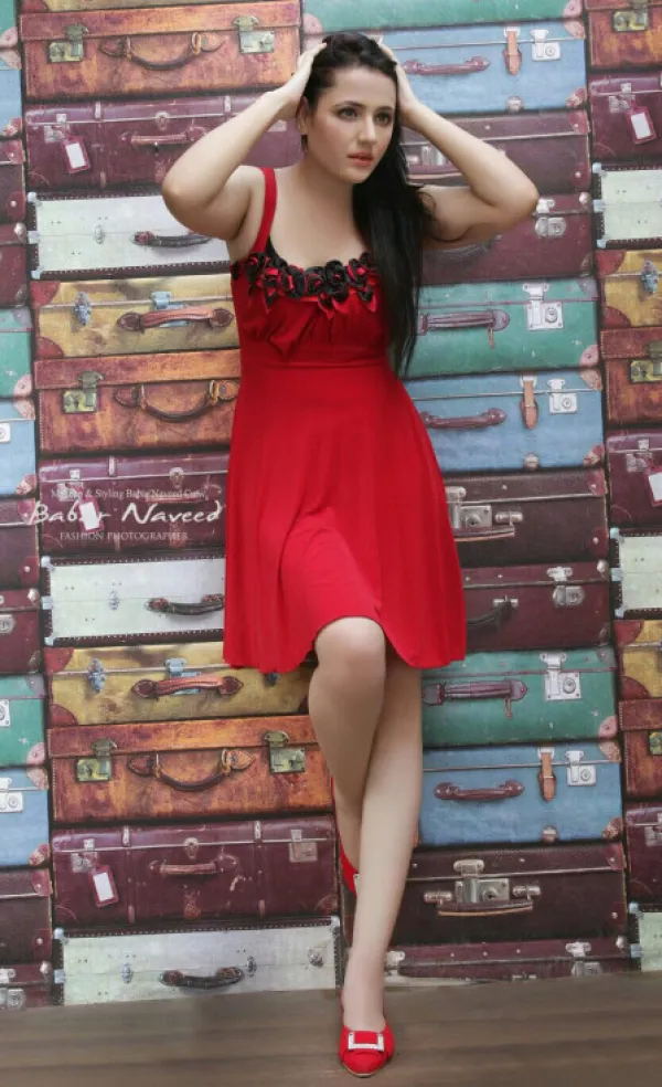 Call Girls Avatar Bg