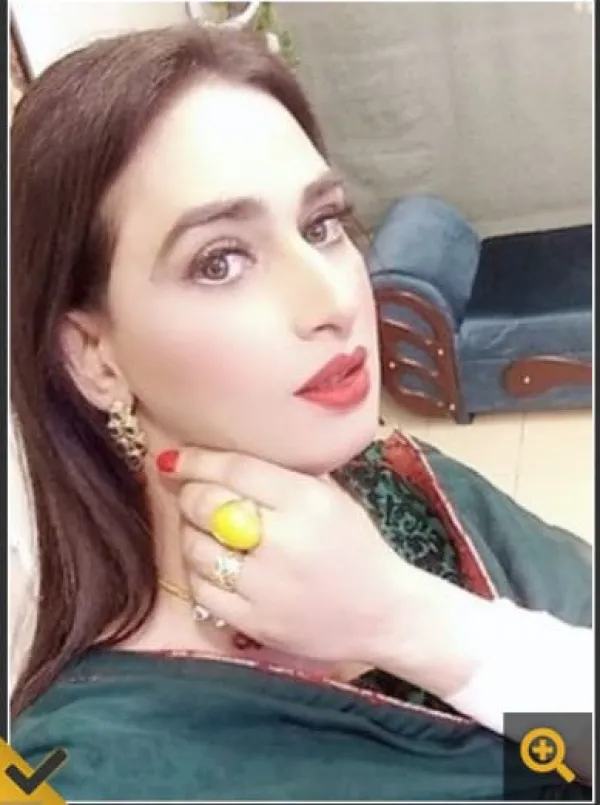 Mahnoor Avatar Bg