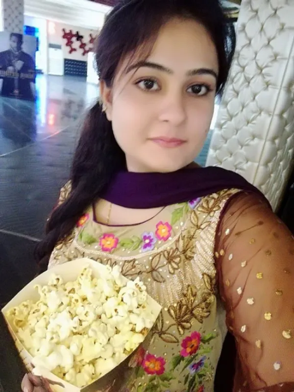 Escorts Lahore Avatar Bg