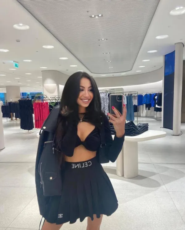 Olga Avatar Bg