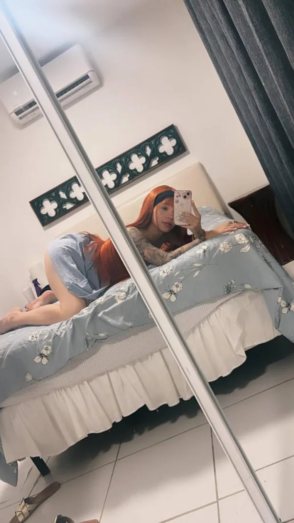 Briana Avatar Bg