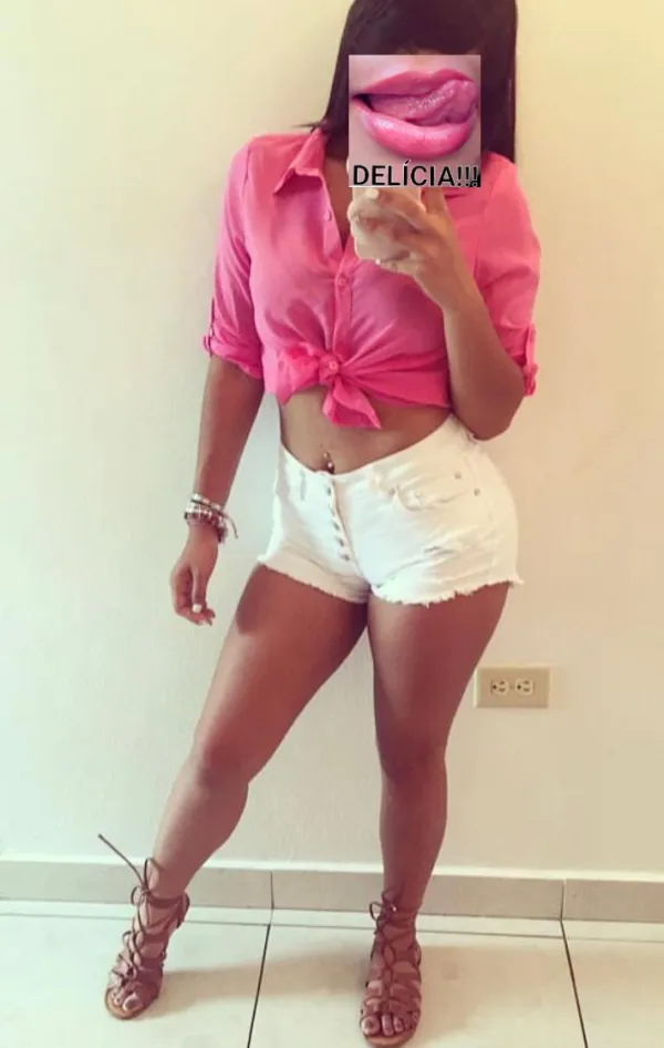 Camila Avatar Bg