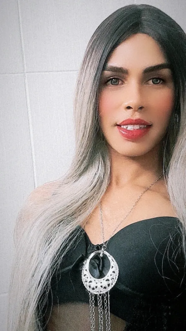 Renata Avatar Bg