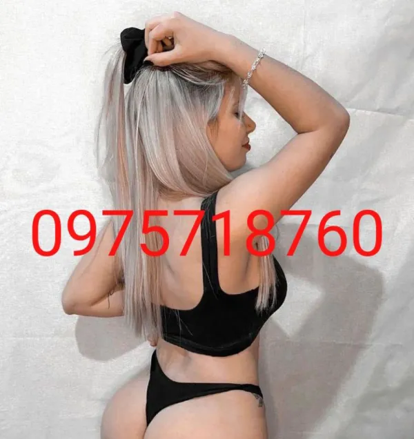 Zoe Rubia Avatar Bg
