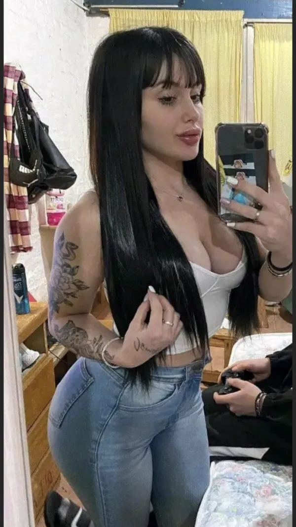 Sabrina Avatar Bg