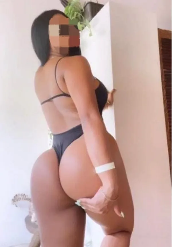 Lariih Avatar Bg