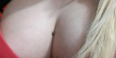 Gordita sabrosa rubia Rubia fogoza y cariñosa. Dispuesta a complacerte todas tus