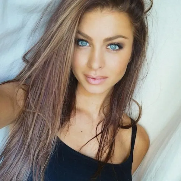 Zlata Avatar Bg