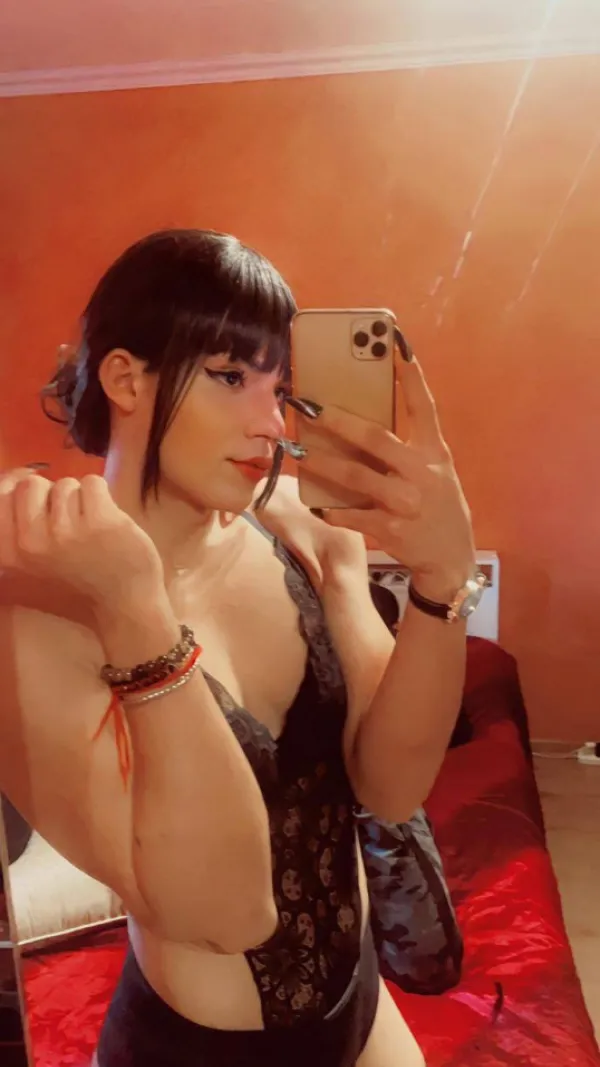 Dayana Avatar Bg