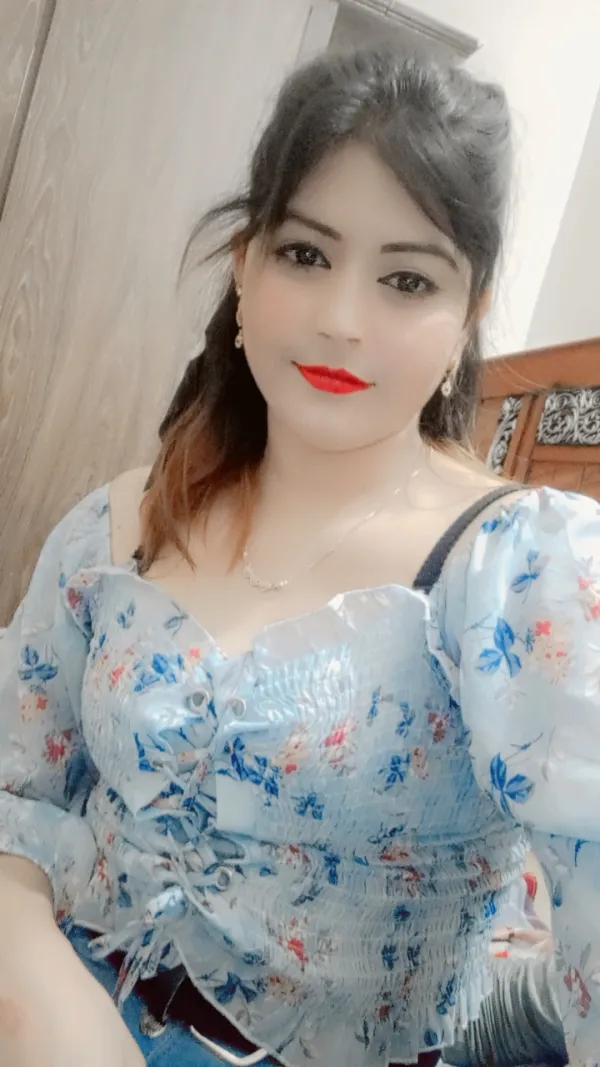 Fatima Escort Avatar Bg