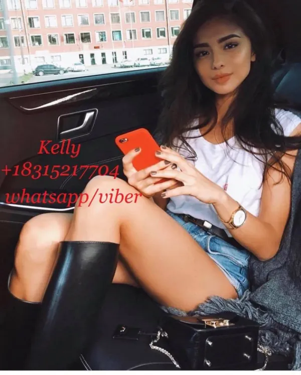 Kelly Tilya Avatar Bg