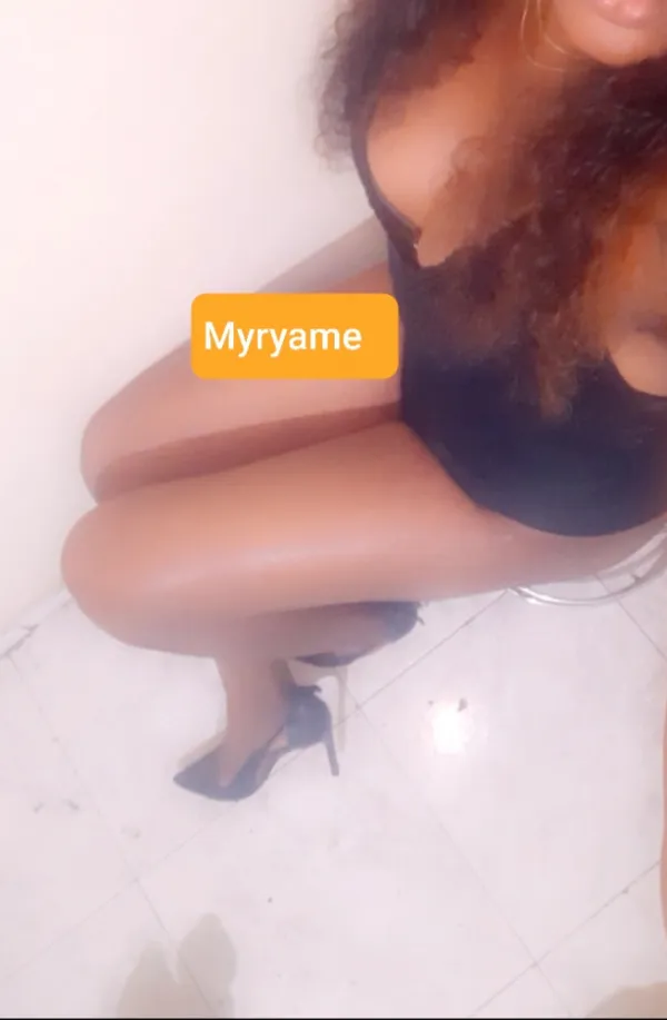 Myriameescorte Avatar Bg