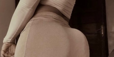 Sexy jolie masseuse Mermoz côté Auchan 71 048 65 31