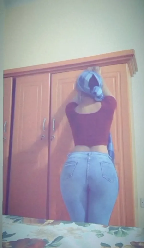 Aichabae Avatar Bg