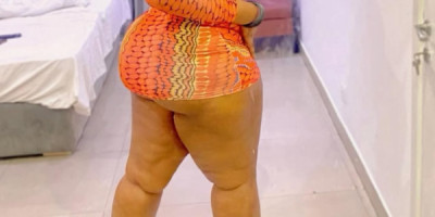 Charmante masseuse se déplace sur Dakar 710575132