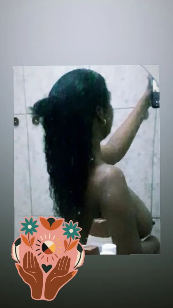 La Negra Avatar Bg