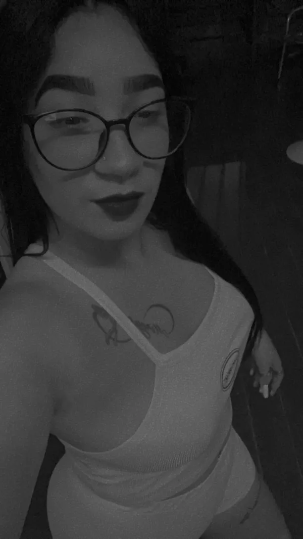La Conejita Avatar Bg