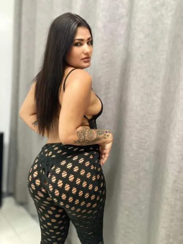 Morena Cubana Avatar Bg