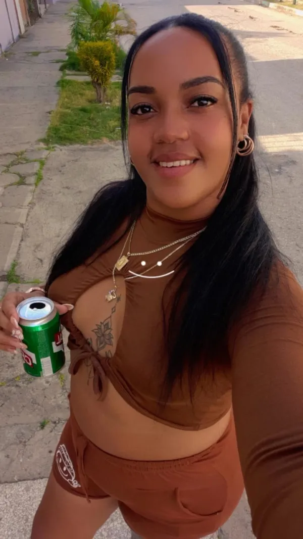 Kamila Avatar Bg