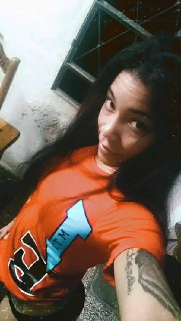 Lorena Avatar Bg