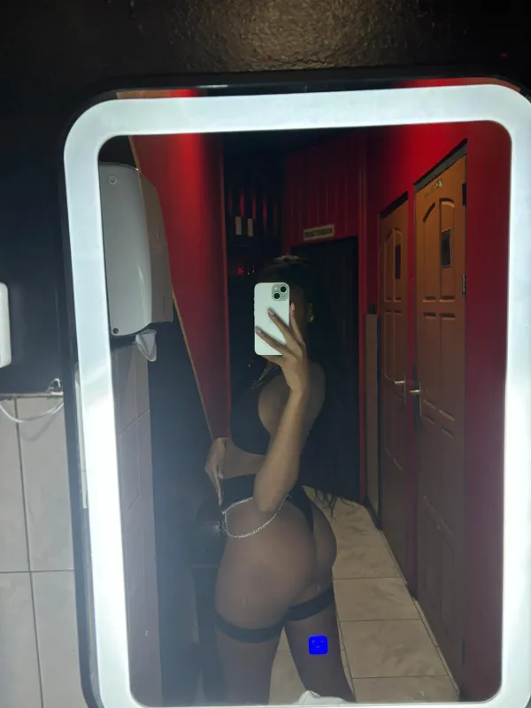 La Morena To Cachonda Avatar Bg