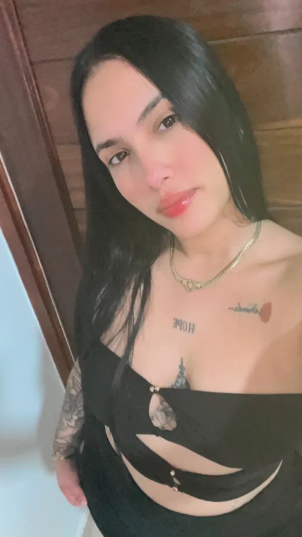 Paula Avatar Bg