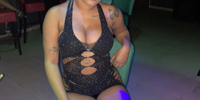 Hola soy nueva en surinam estoy ofreciendo mi servicio