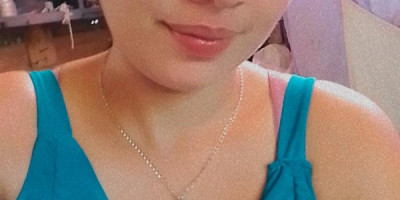 Hola soy chica de pelo negro tetona de piel clara de buenas nalgas