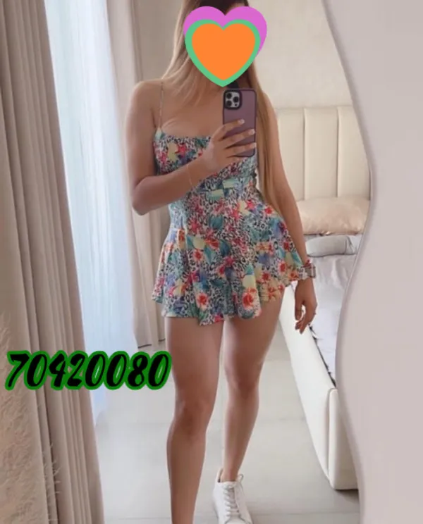 Ceci Avatar Bg