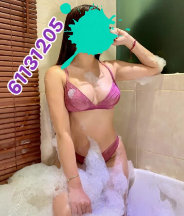 Hilari Avatar Bg