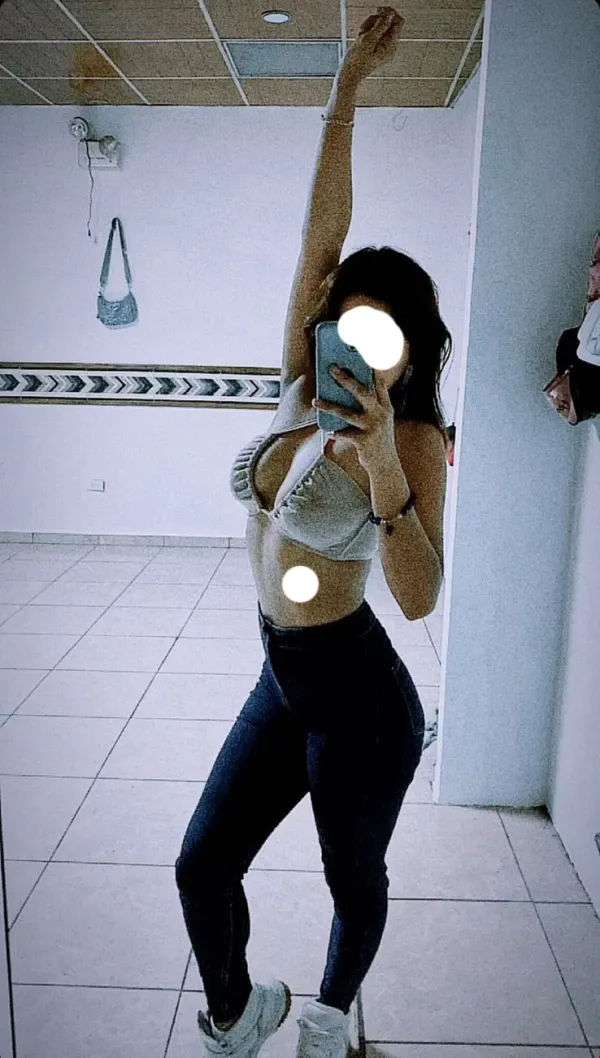 Gabriela Avatar Bg