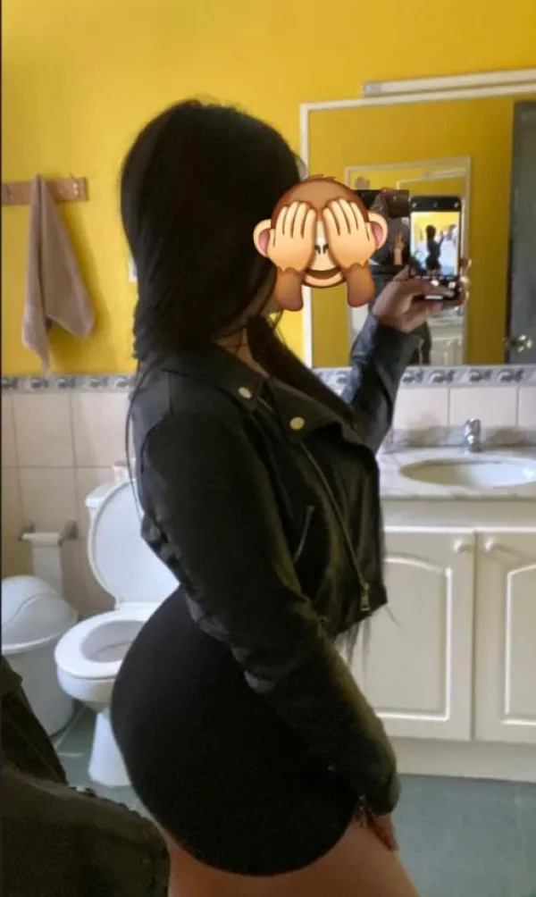 Beatriz Avatar Bg